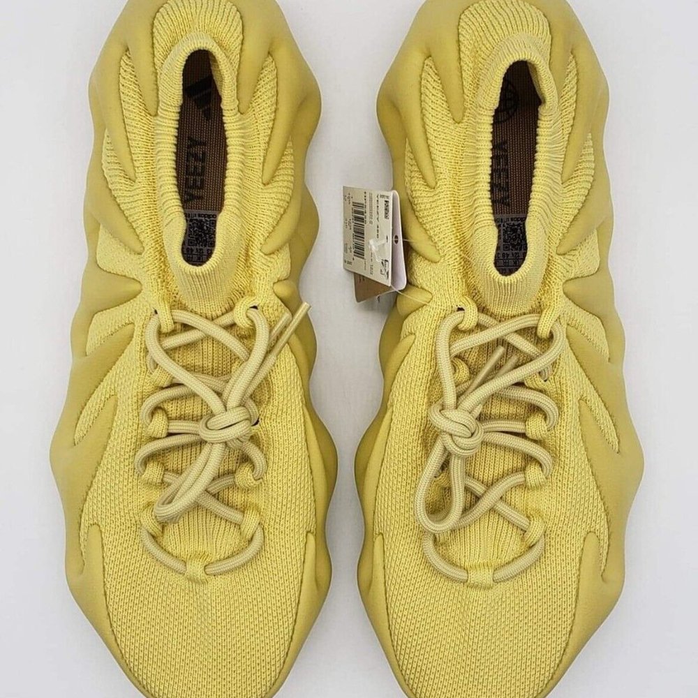 adidas Yeezy 450 Sulfur Size Mens 13 HP5426 In Hand. Condition is New wi… - Picture 3 of 6